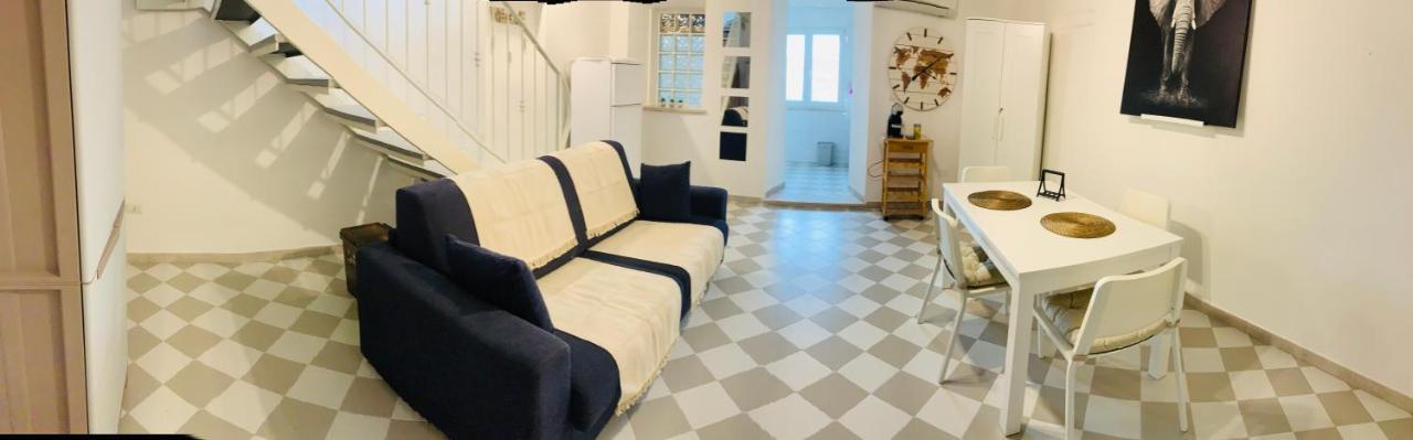 Wonderful Apartment In Old Alghero Exterior photo